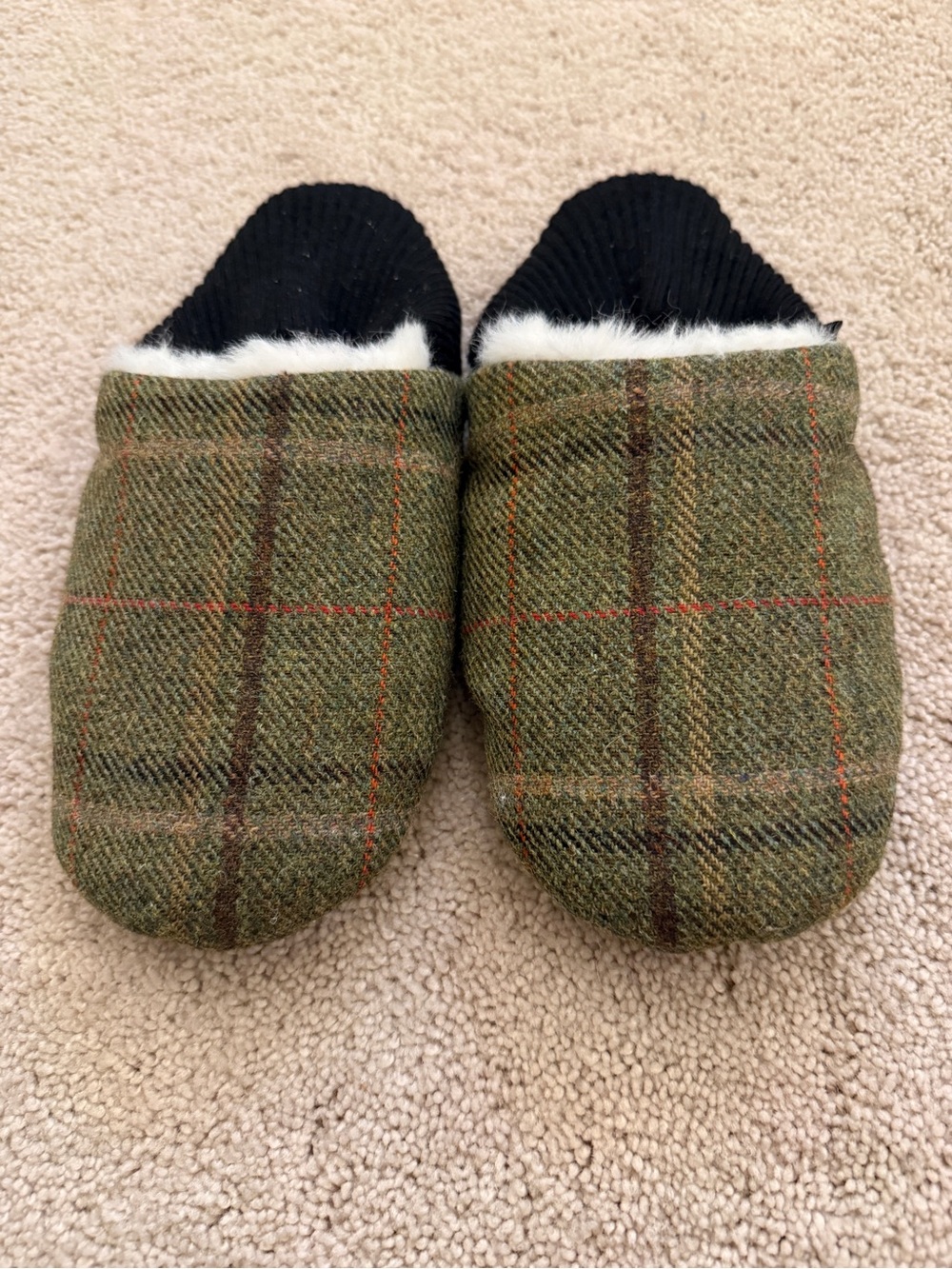 Women's Green Plaid Faux-Fur Lined Slip-On Slippers